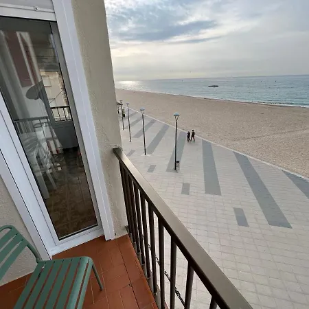 El Popet De Baix A Mar Apartment Torredembarra Exterior photo